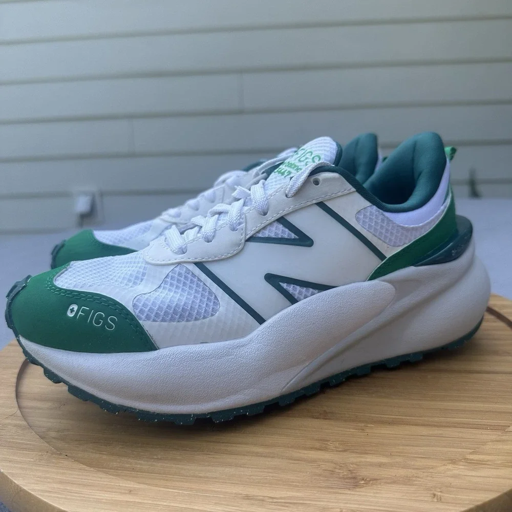 Figs x New Balance 3447 Sneakers Evergreen White Womens Size 7 U3447LE Nursing